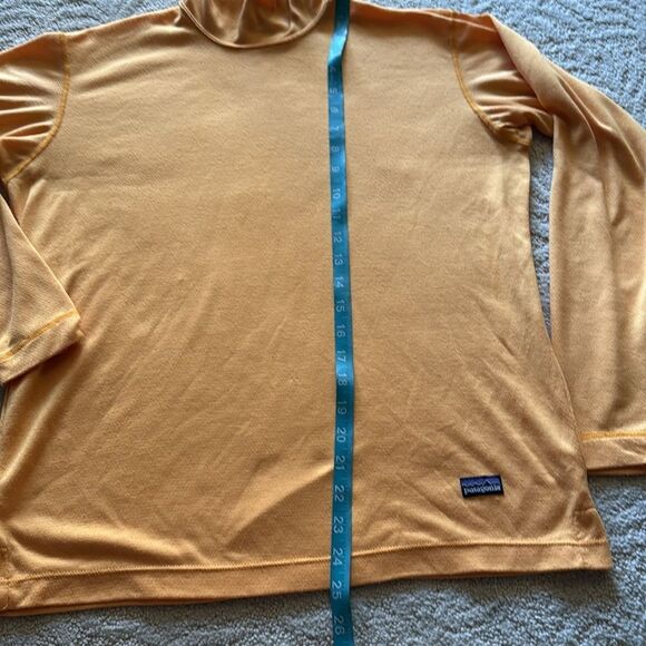 Vintage Patagonia Men's Turtleneck Sweater in Orange made in USA - Picture 10 of 11